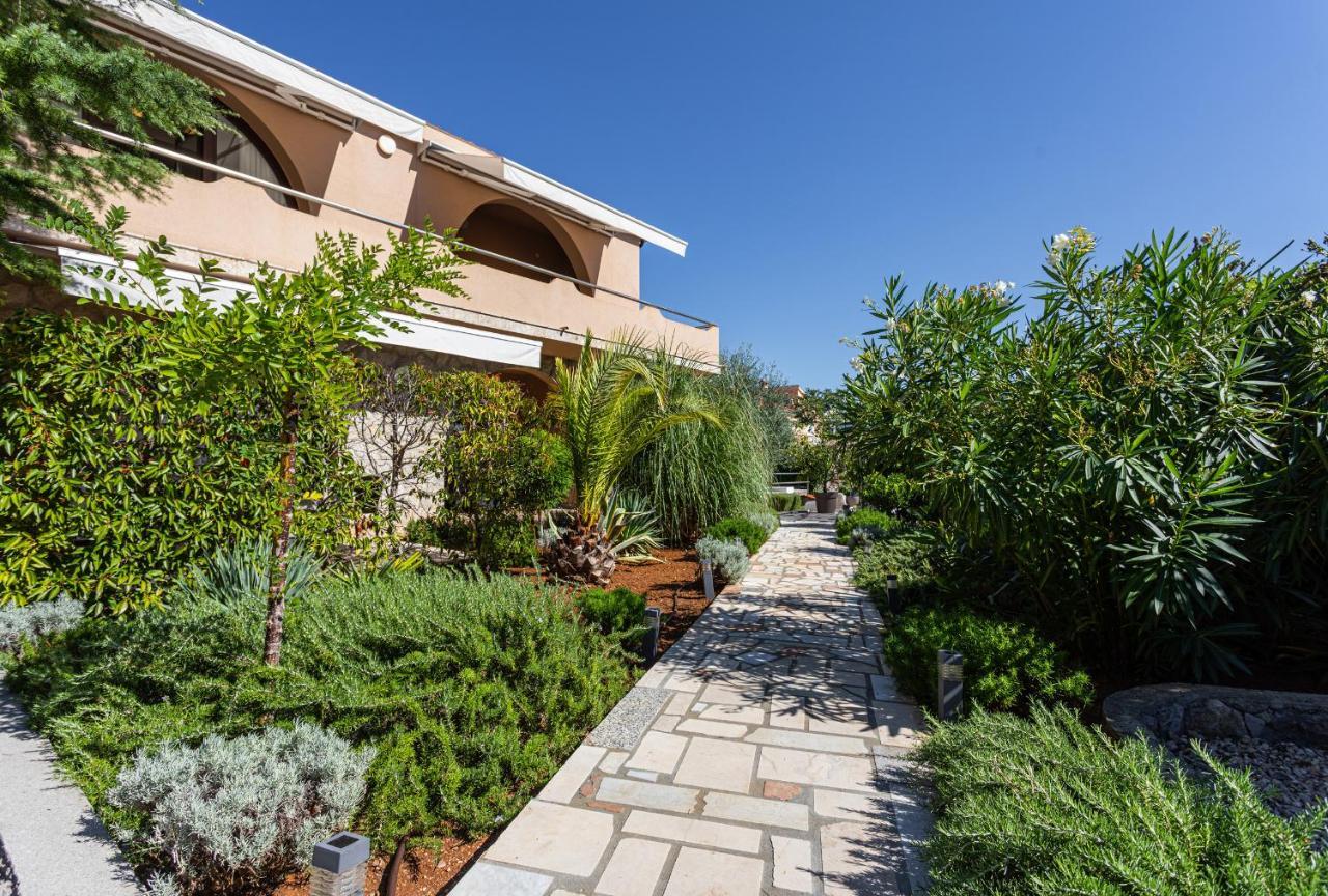 Kornić Apartments House Barbara 2 מראה חיצוני תמונה
