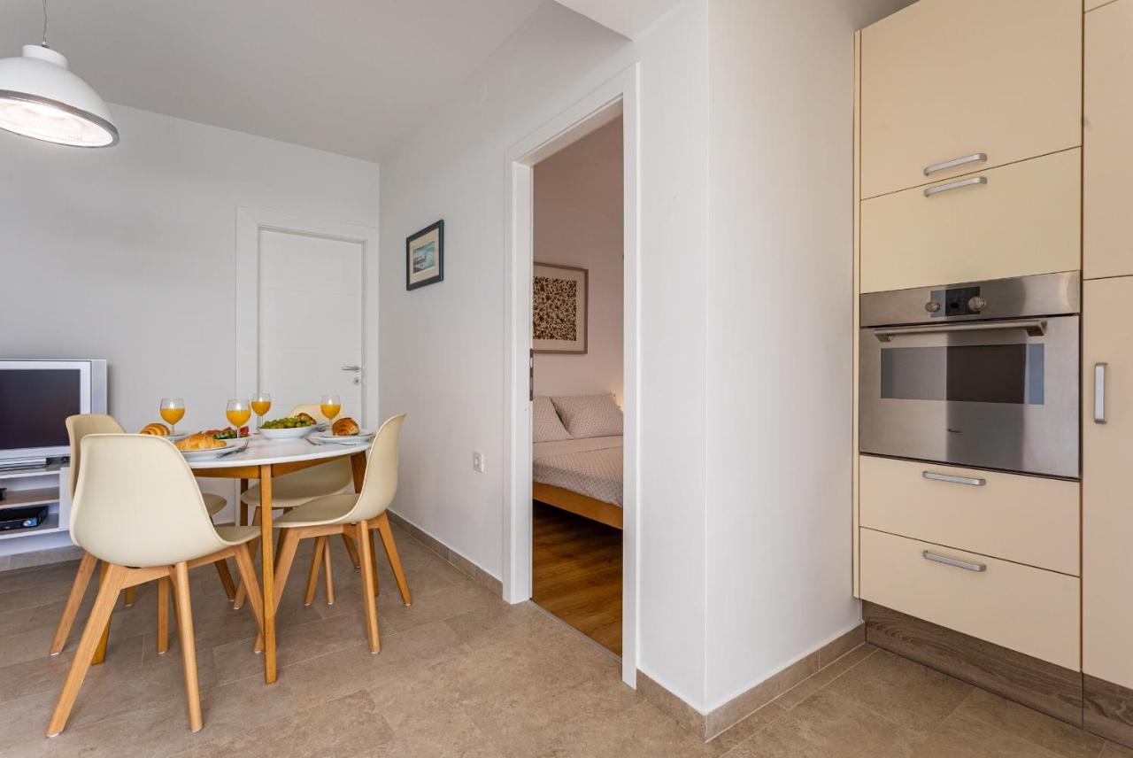 Kornić Apartments House Barbara 2 מראה חיצוני תמונה