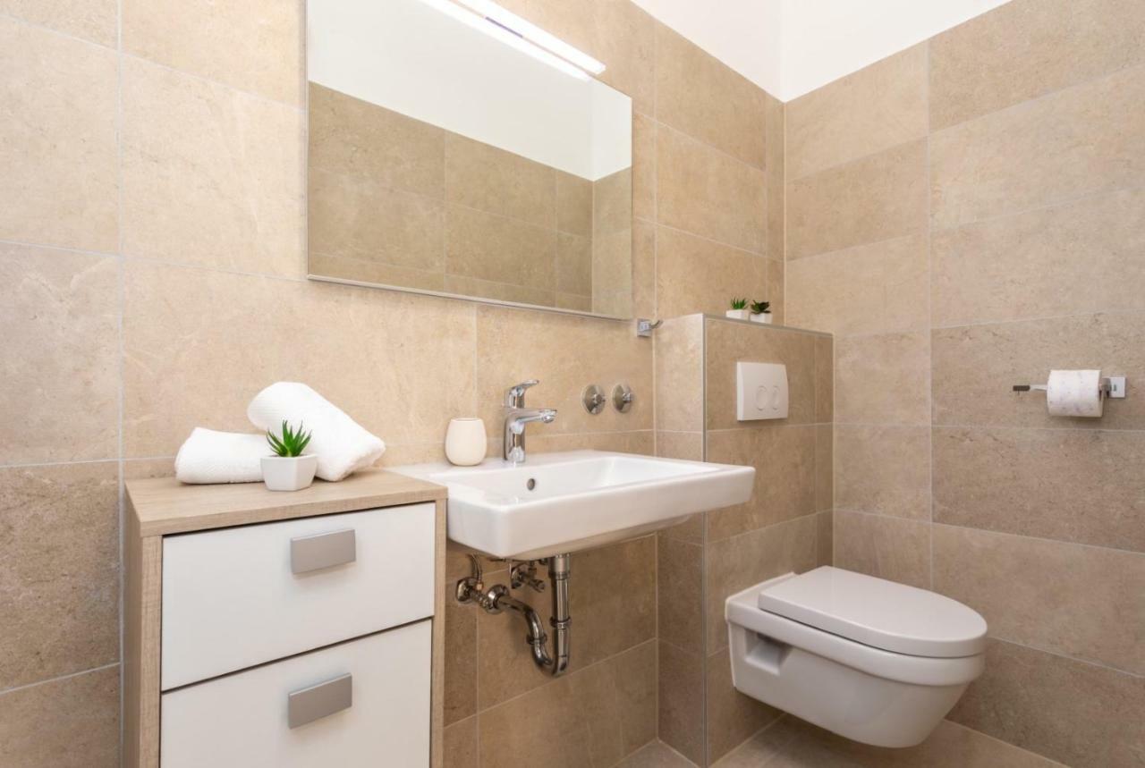Kornić Apartments House Barbara 2 מראה חיצוני תמונה